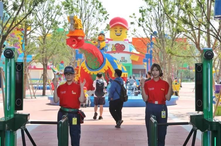 新澳2025天天正版资料和上海乐高乐园试运营与上海乐高乐园试运营时间
